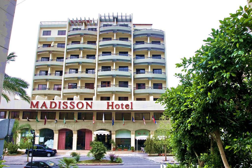 Madisson Hotel Джуния Экстерьер фото